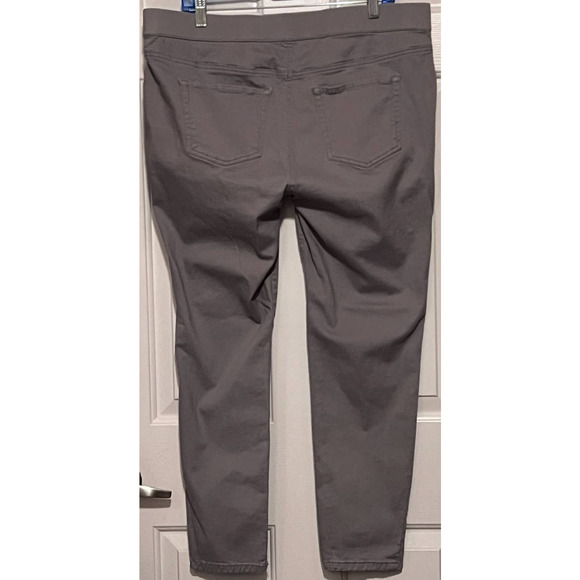 New Directions Curvy Women's Gray Pull-on Skinny Pants Size 16WR - Picture 2 of 4